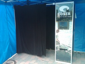 Costa Booth